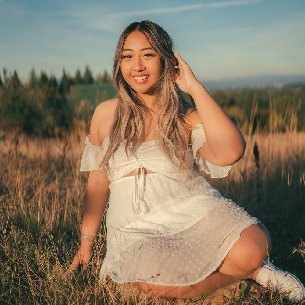 Meet your Posher, Alina